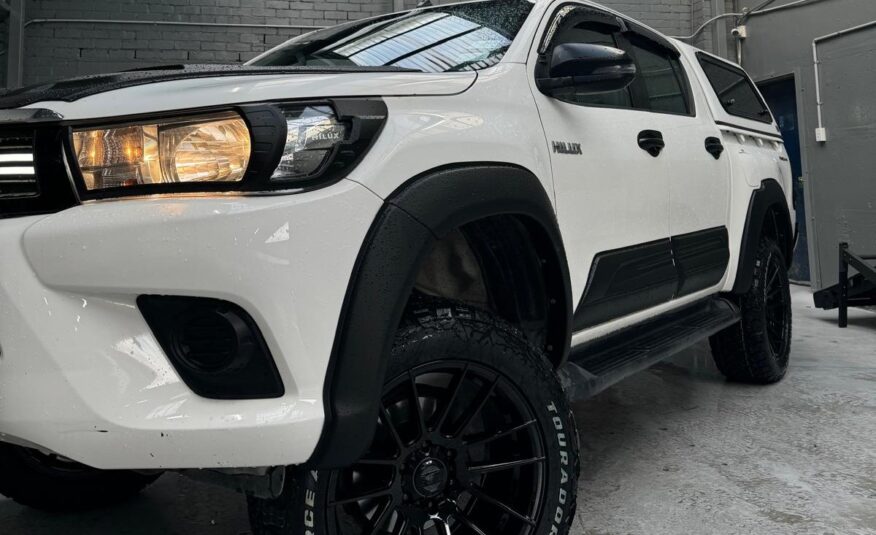 2017 Toyota Hilux SR TD DC 2WD