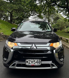 2020 Mitsubishi Outlander PHEV