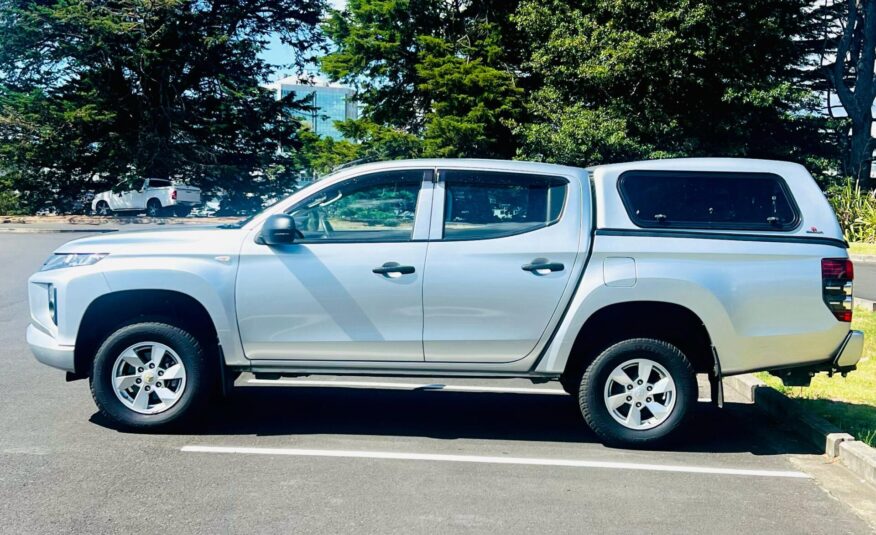 2019 Mitsubishi Triton 4WD